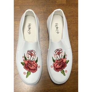 Refresh Embroidered Shoes Slip On White Pink Rose Size 8.5 NEW (no box)